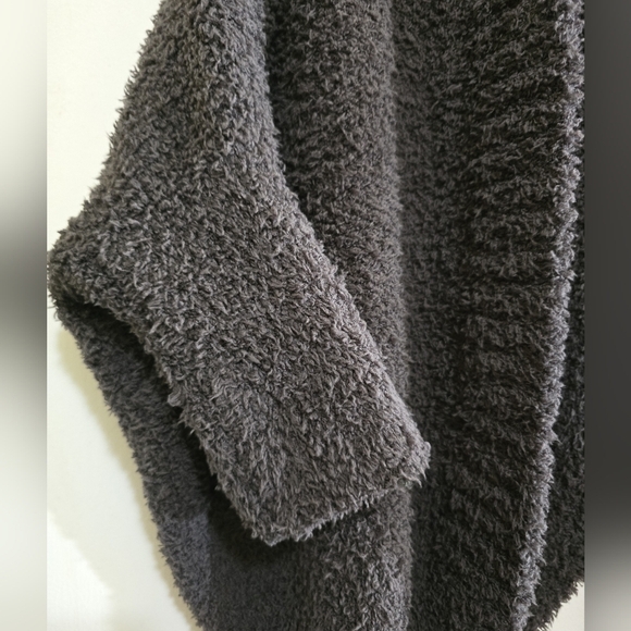 Barefoot Dreams CozyChic Shrug in Carbon Gray S/M Super Soft - Picture 7 of 9